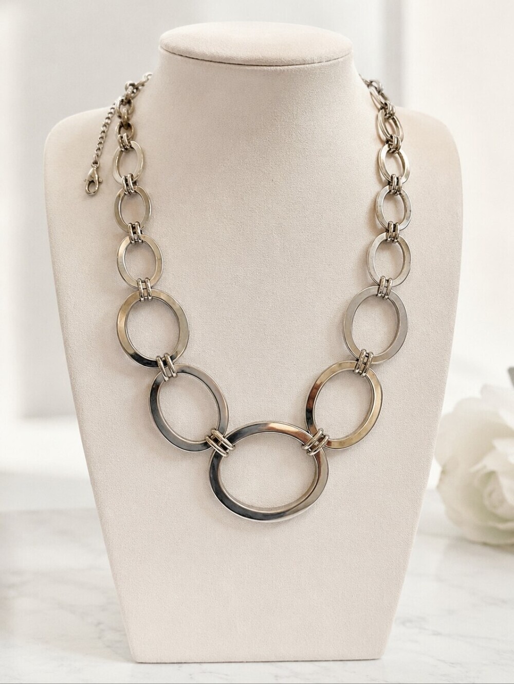 Etienne Aigner Silver Tone Geometric Oval Link Statement Necklace Adjustable